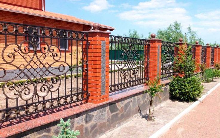 Modern duvar üstü korkuluk modeli DKR-002